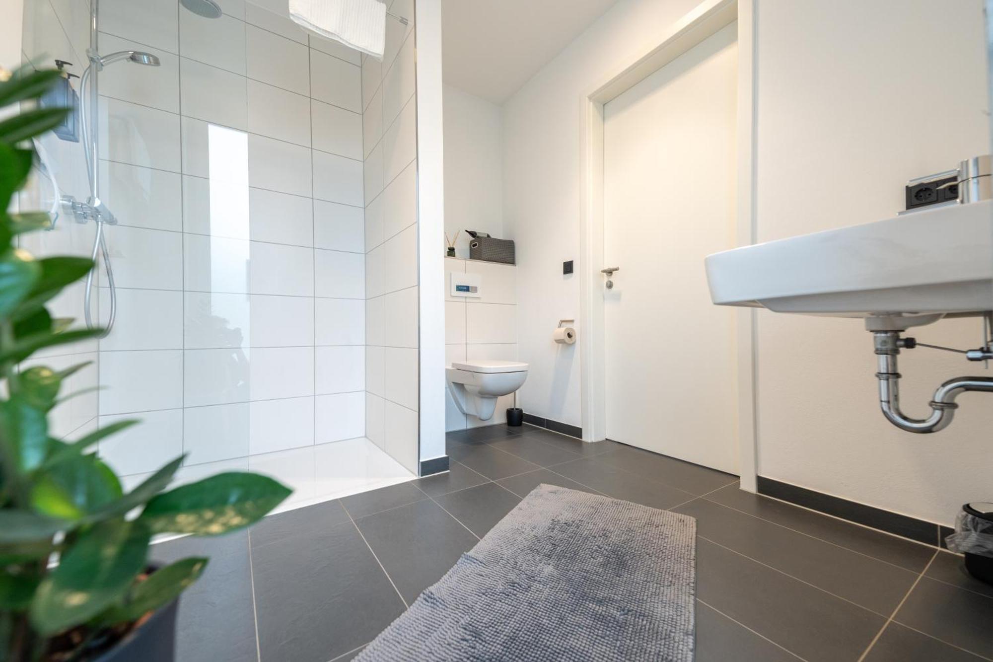 Apartament Zentral - Fuer 6 - 2X Frei Parken - Terrasse Gießen Zewnętrze zdjęcie